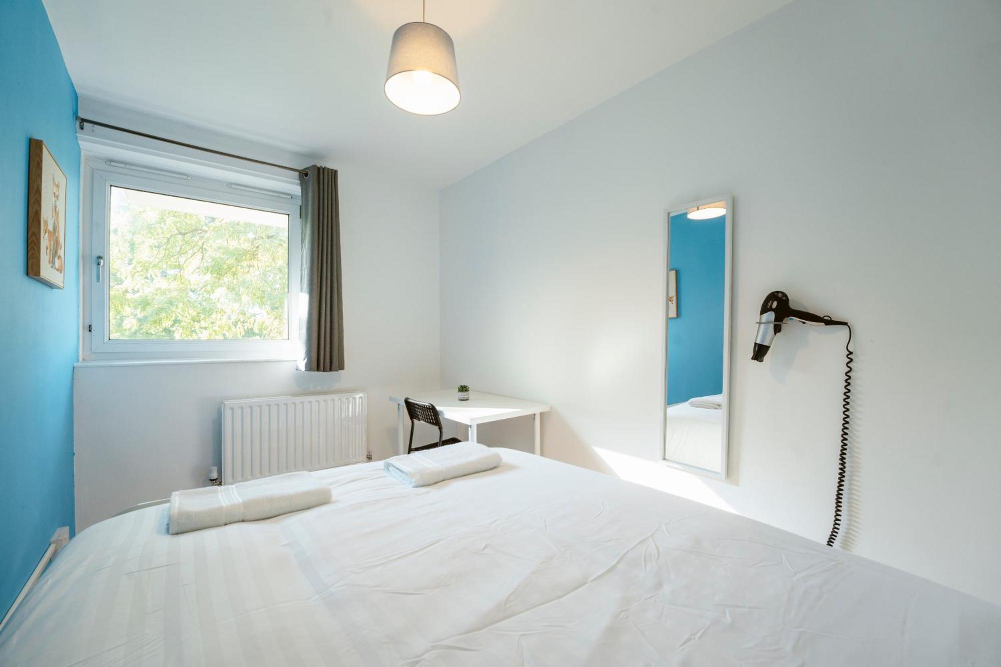 Deptford Bridge Double Rooms Лондон Экстерьер фото