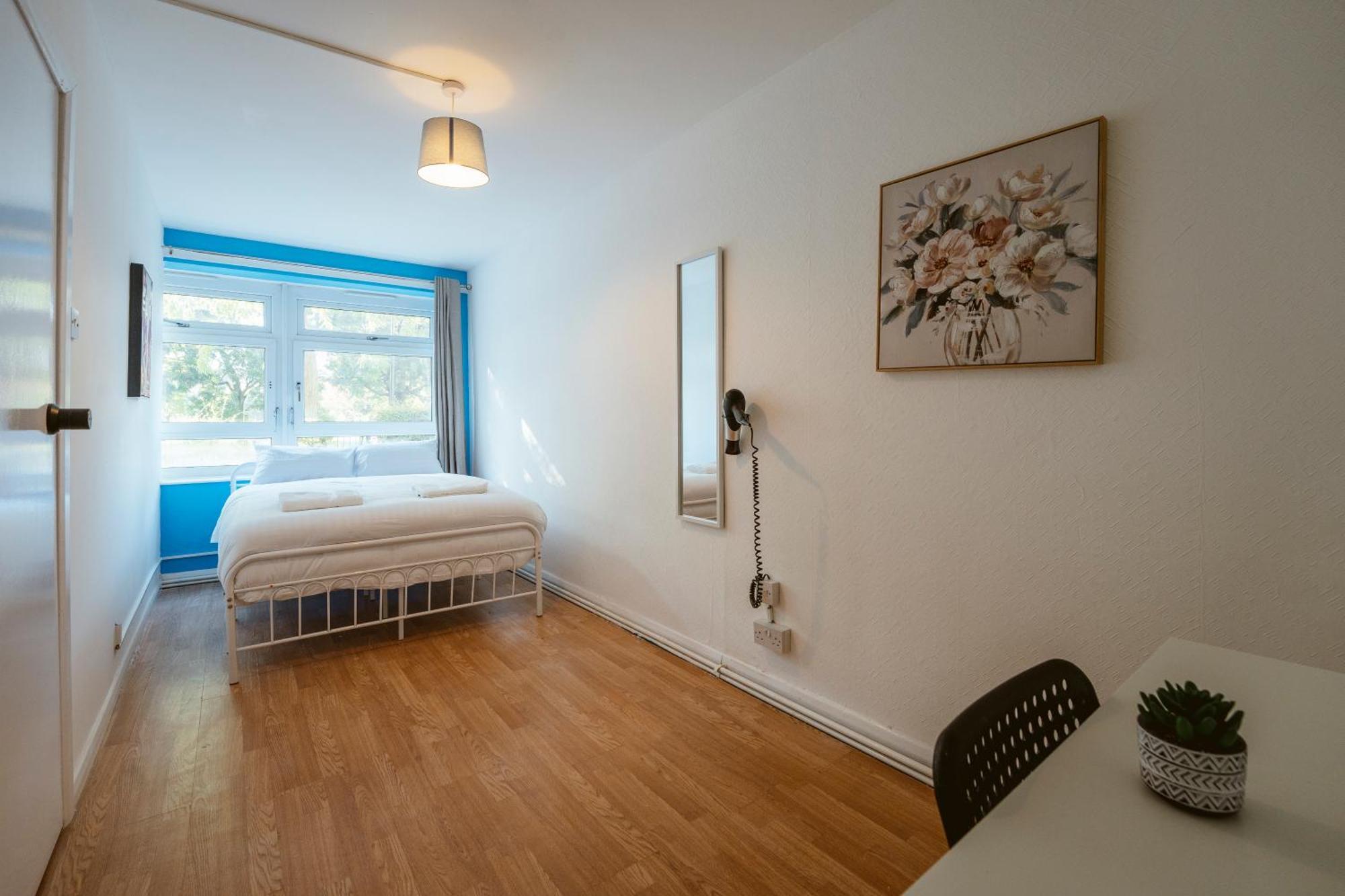 Deptford Bridge Double Rooms Лондон Экстерьер фото