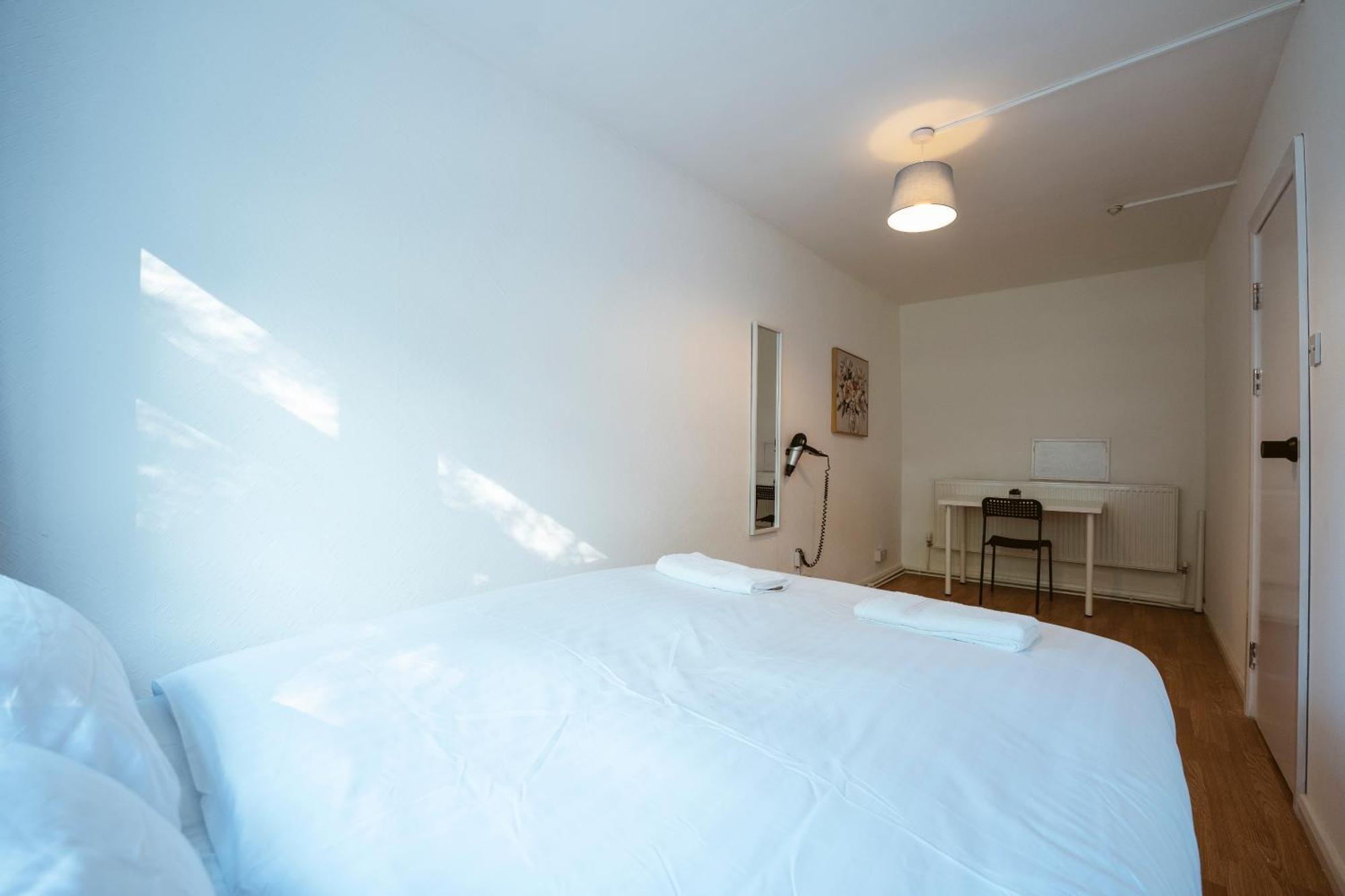 Deptford Bridge Double Rooms Лондон Экстерьер фото